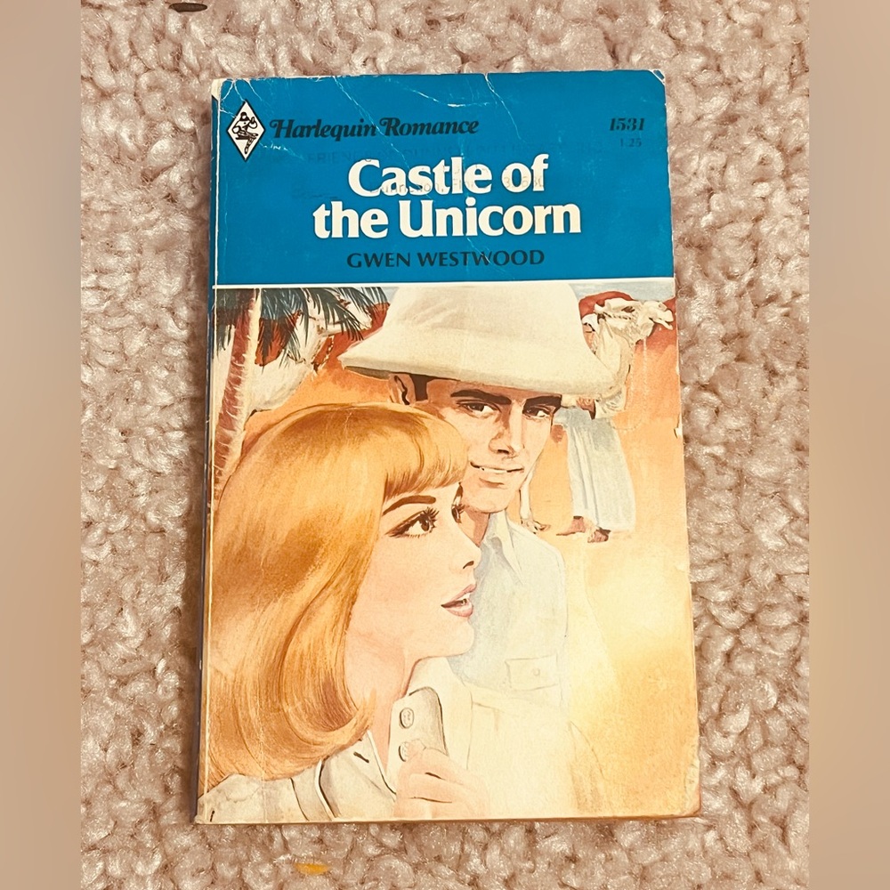 ORIGINAL Castle Of The Last Unicorn A Harlequin Romance By Gwen Westwood